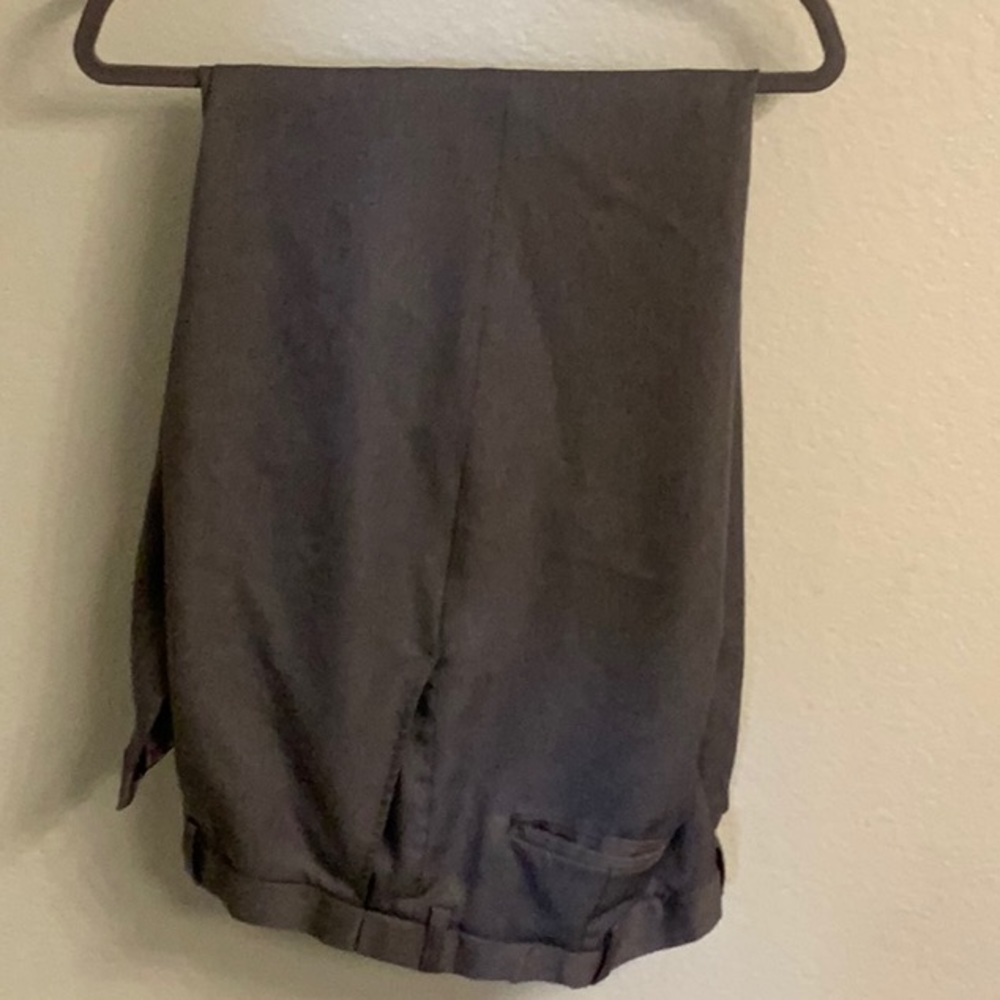 Men’s grey trousers